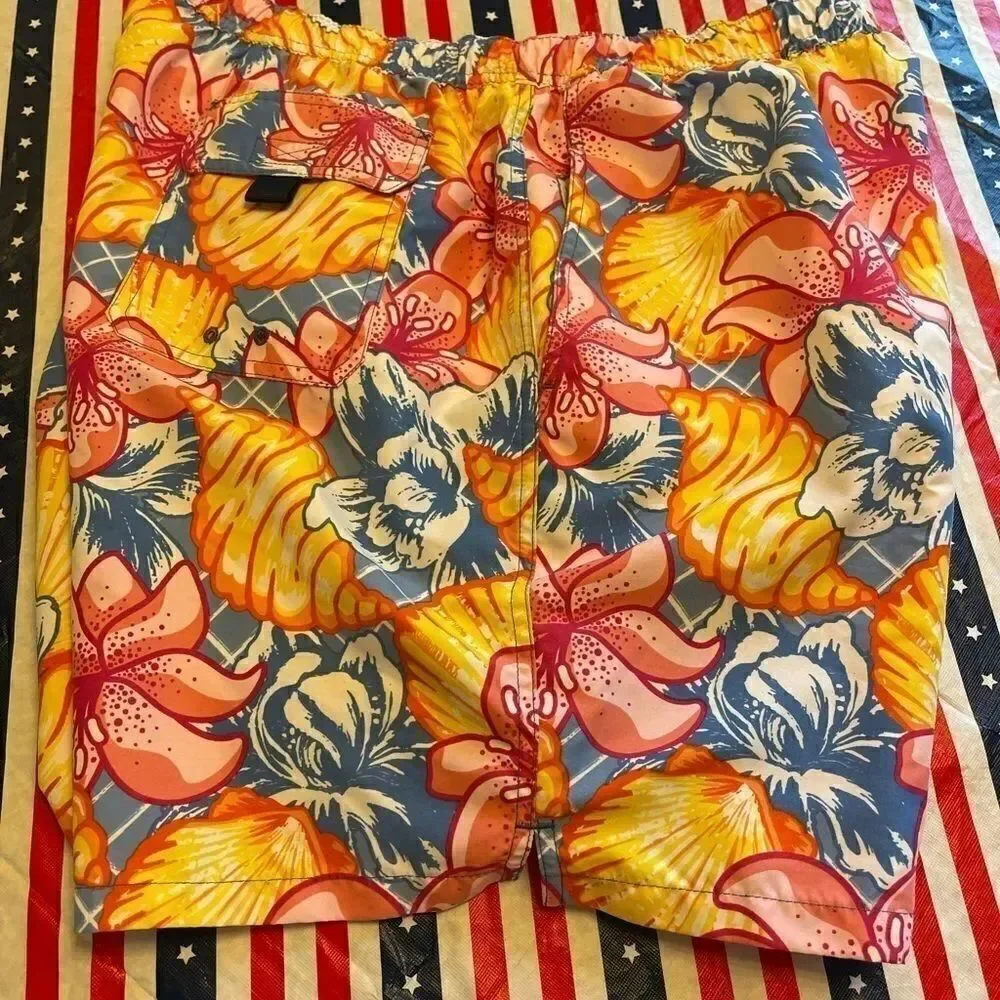 Vineyard Vines Tropical Shell Swim Trunks Size XL